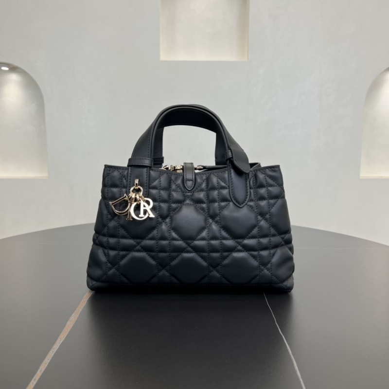 D*or shopping bags